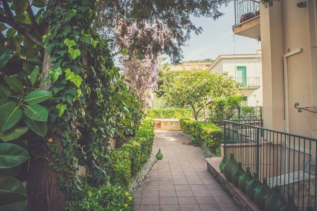 Nomad B&B Gaeta Exterior foto